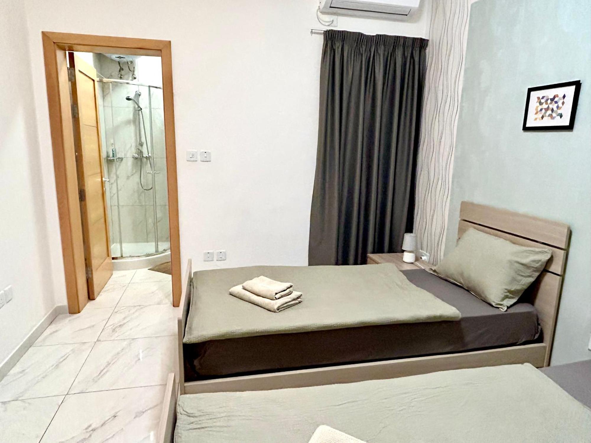 Arzella Apartments Xlendi Stylish Stay Near Beach Local Eats Exterior foto