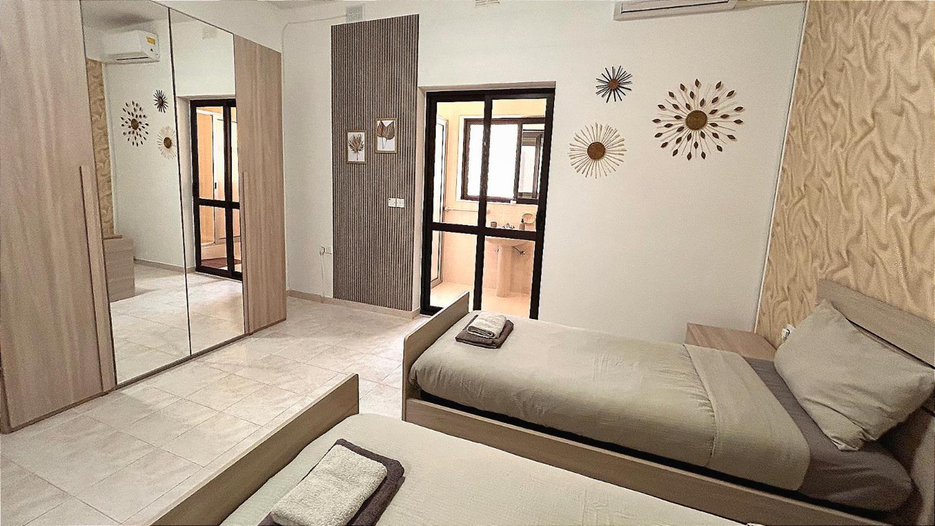 Arzella Apartments Xlendi Stylish Stay Near Beach Local Eats Exterior foto