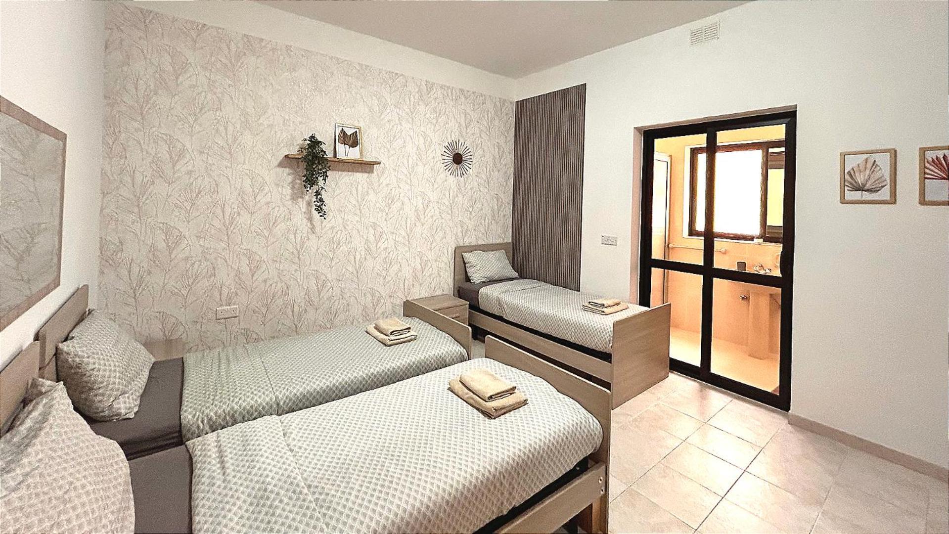 Arzella Apartments Xlendi Stylish Stay Near Beach Local Eats Exterior foto